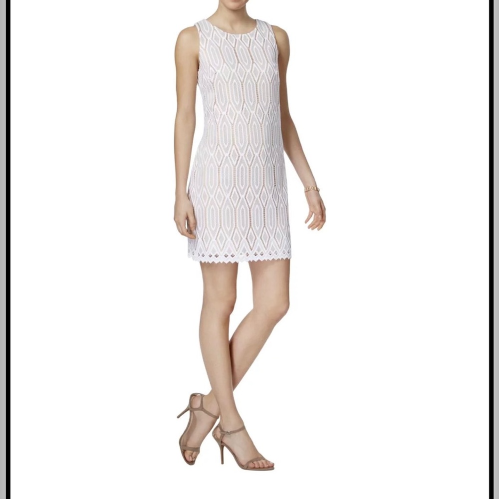 VINCE CAMUTO White Lace Sheath Dress Size 4
